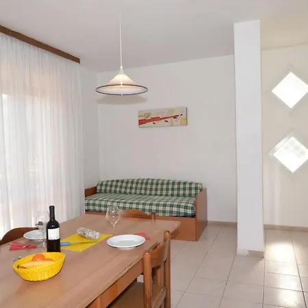 Apartment Comfortable Flat For Up To 7 Guests - Beahost
